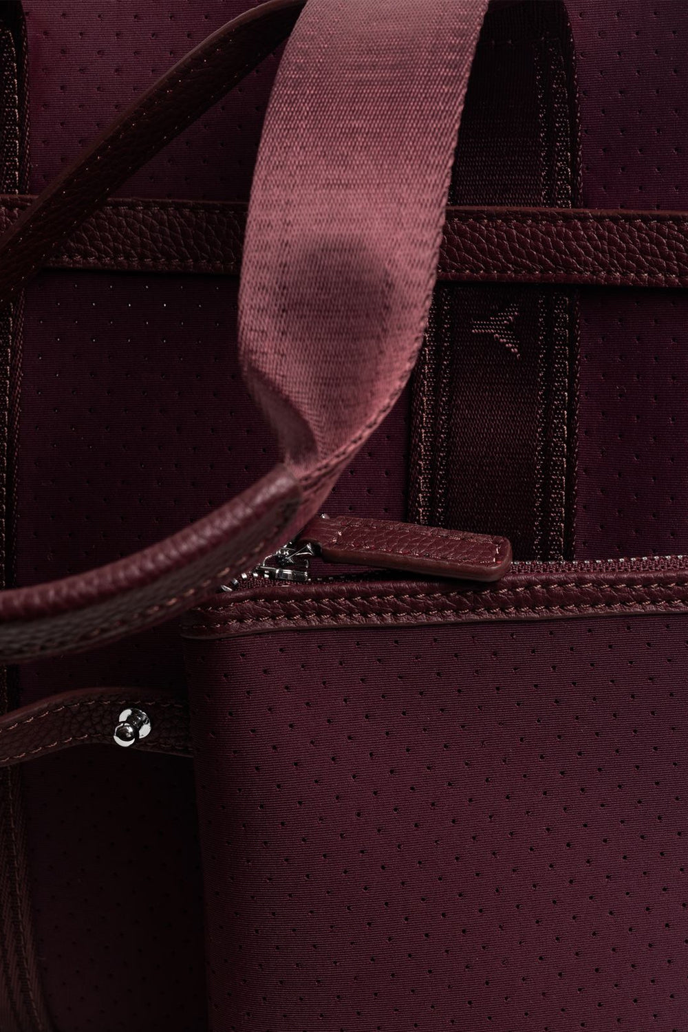 Cali Tote Neoprene Burgundy