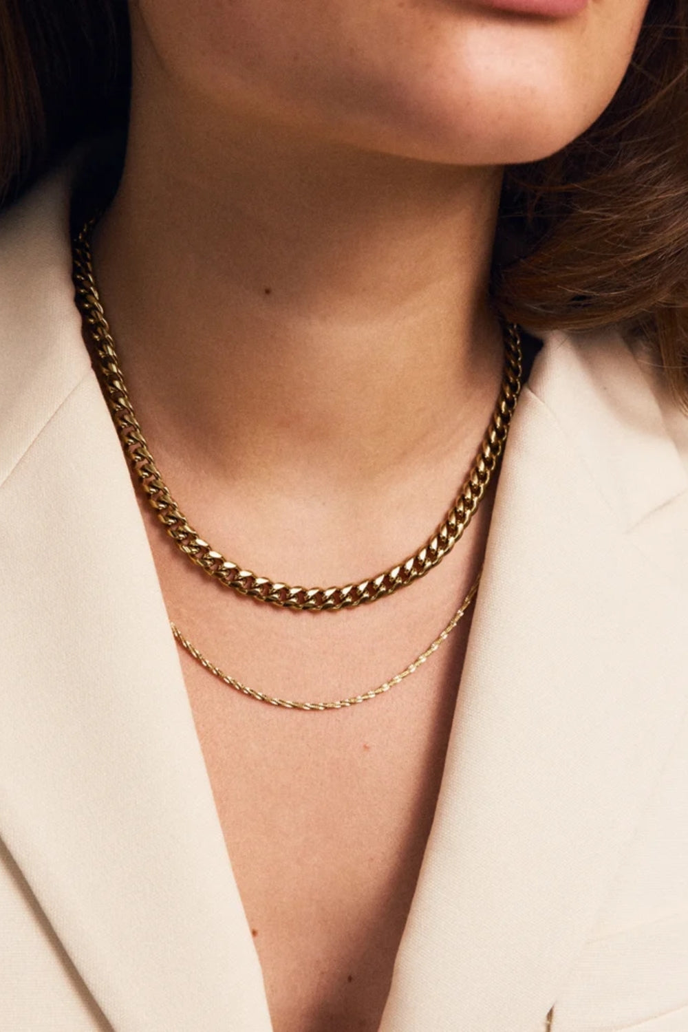 Tinsel Thin Necklace Gold