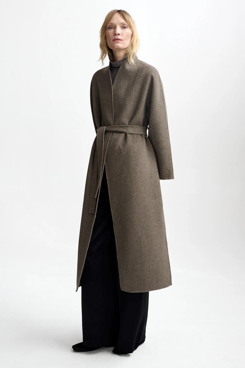 Petra Wool Coat Wood