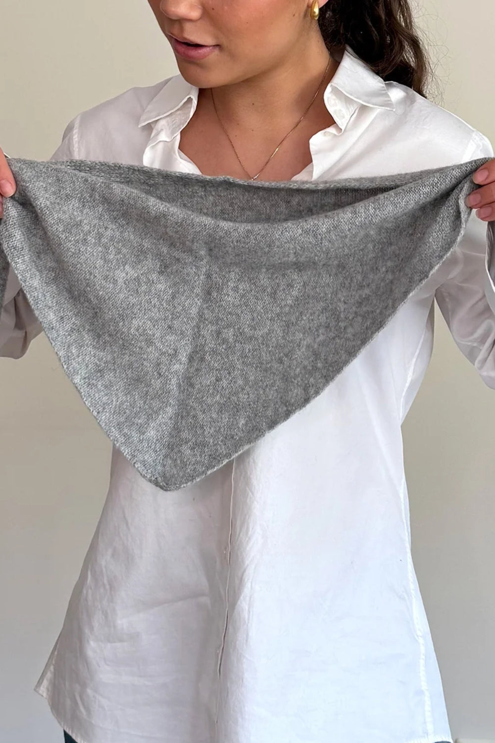Trekantskjerf Light Grey