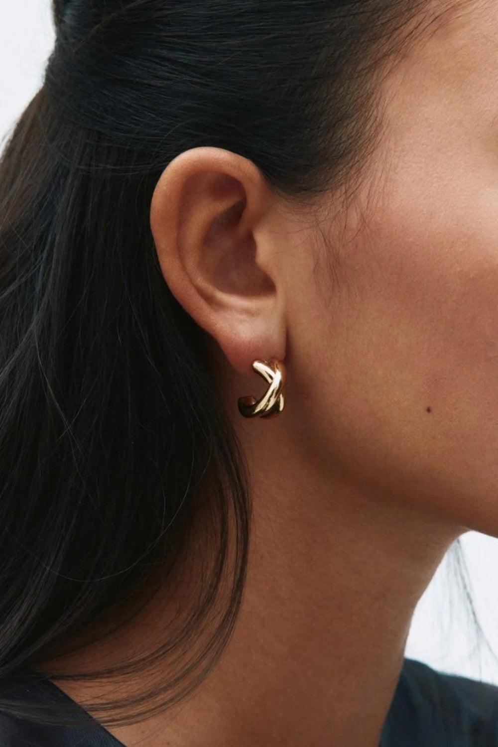 Alexa Hoops L gold
