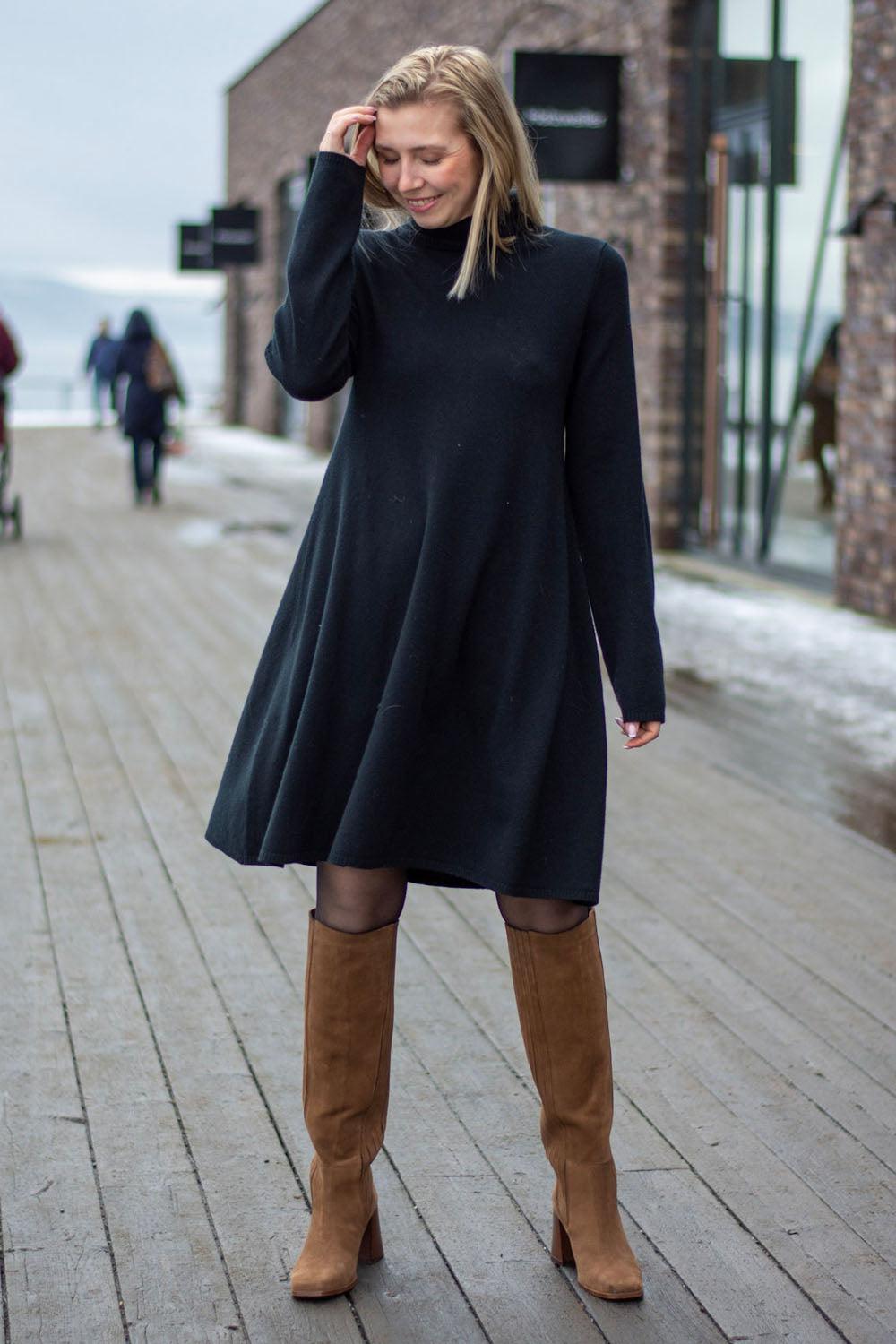 Ano Dress Dark Black