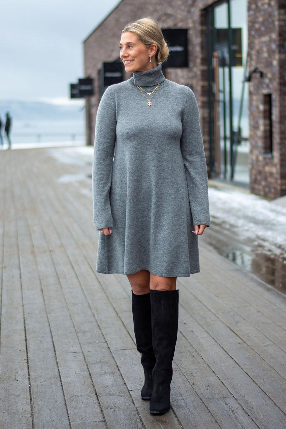 Ano Dress Dark Grey