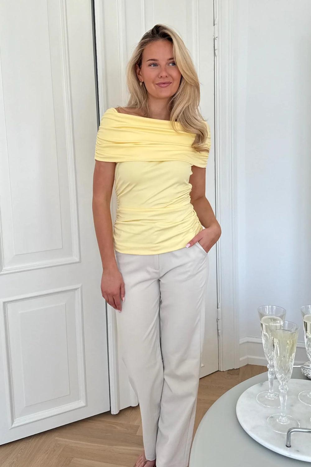 AthenaIC Top Yellow