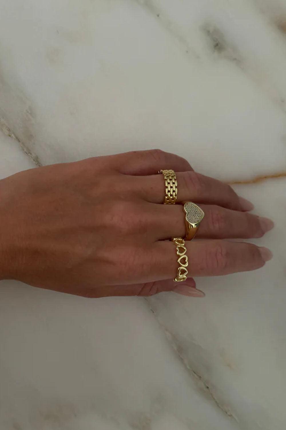 Avenue Ring Gold