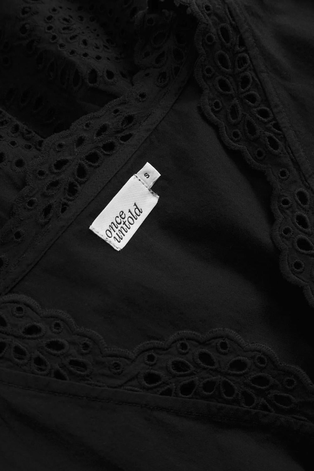Bea V-neck Blouse Black