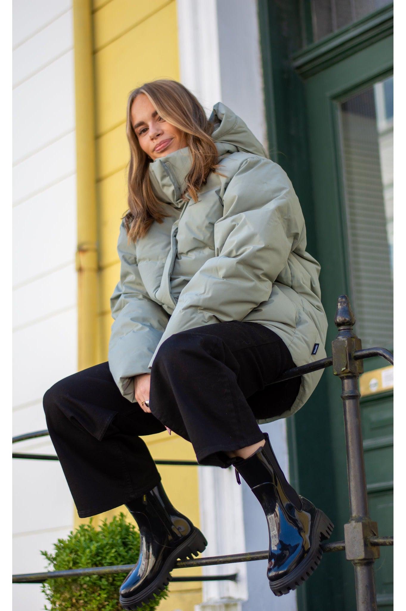 Besseggen down jacket Teal