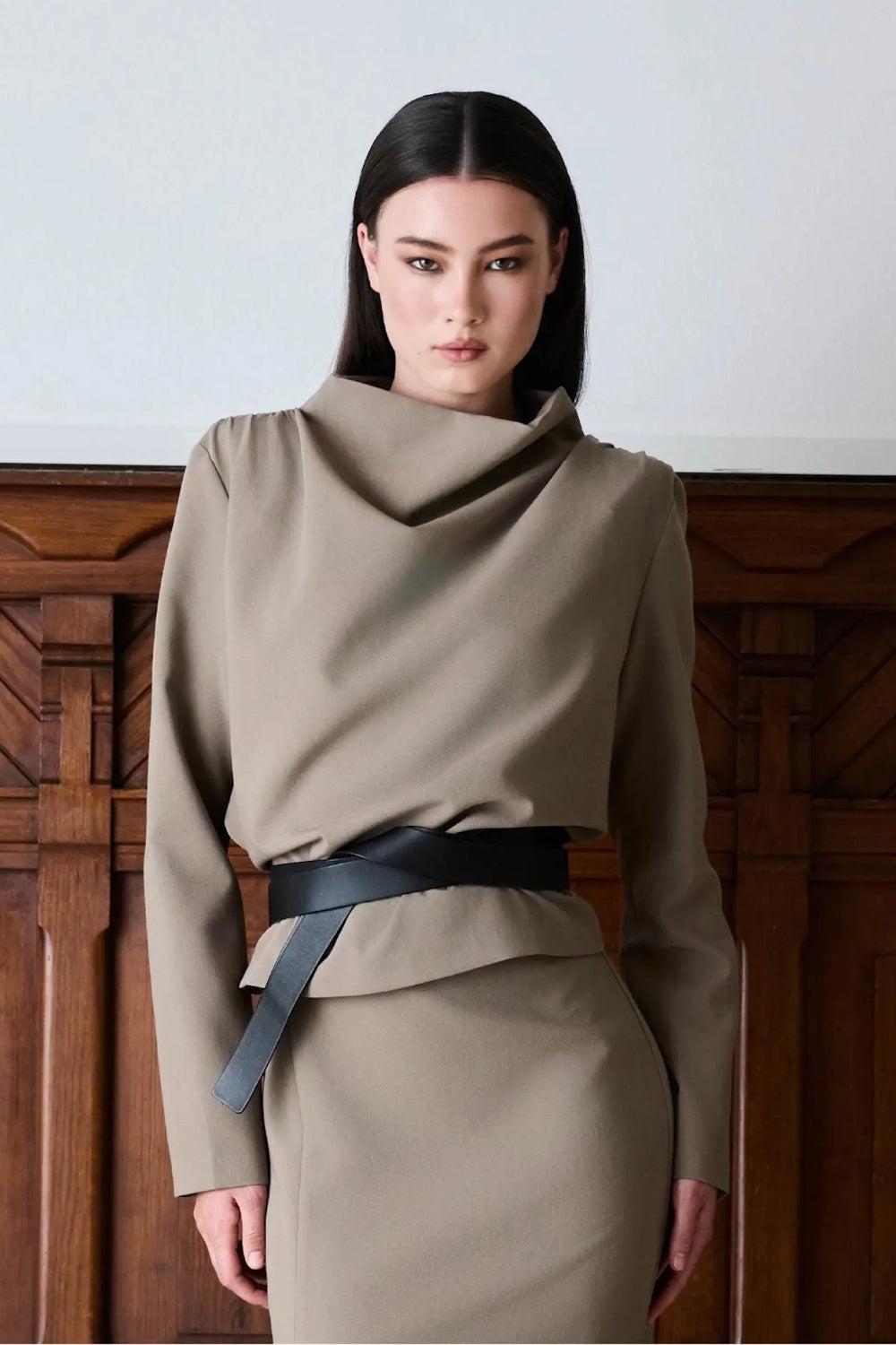 Beverly Top Taupe Grey