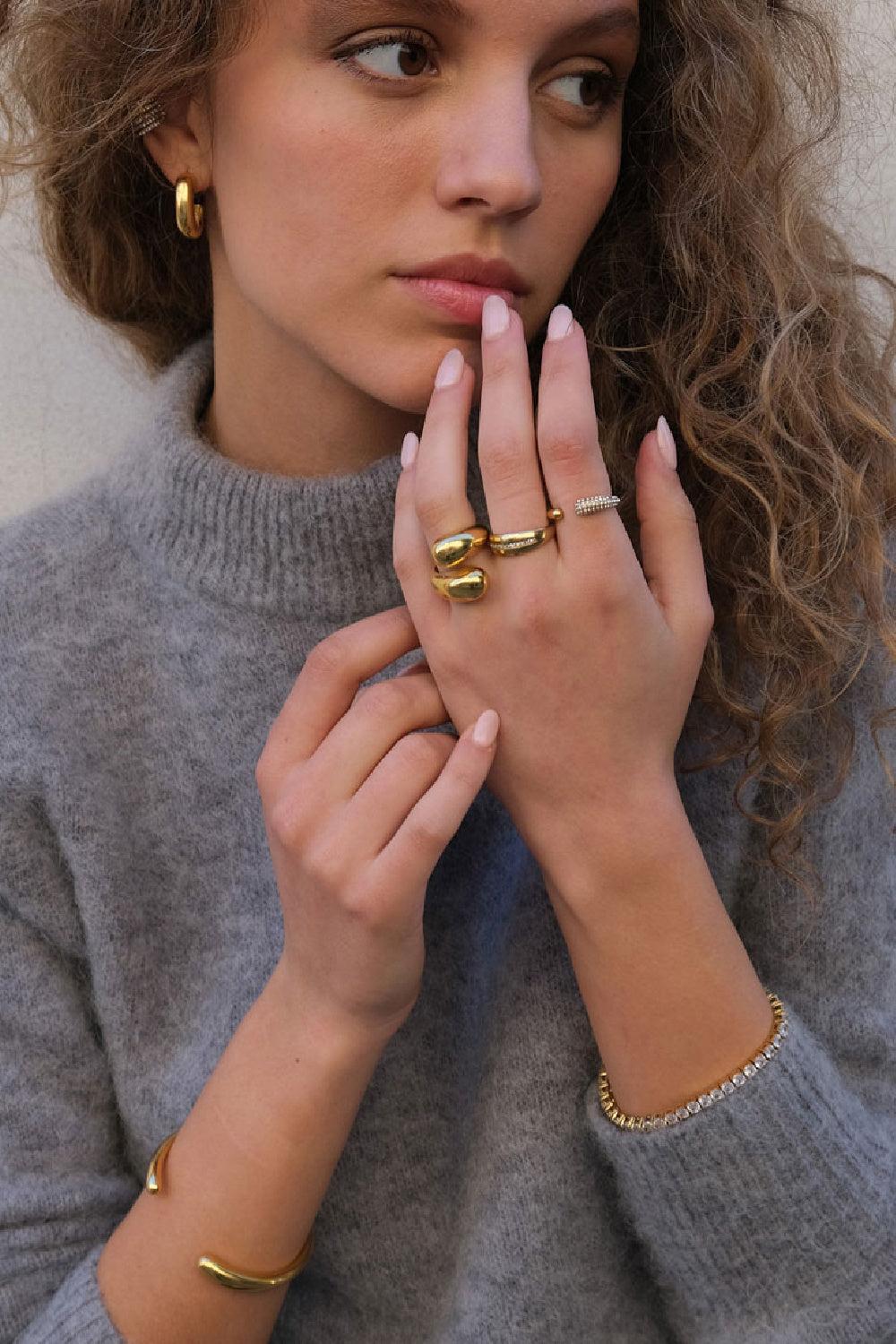 Chunky Drop Ring Gold