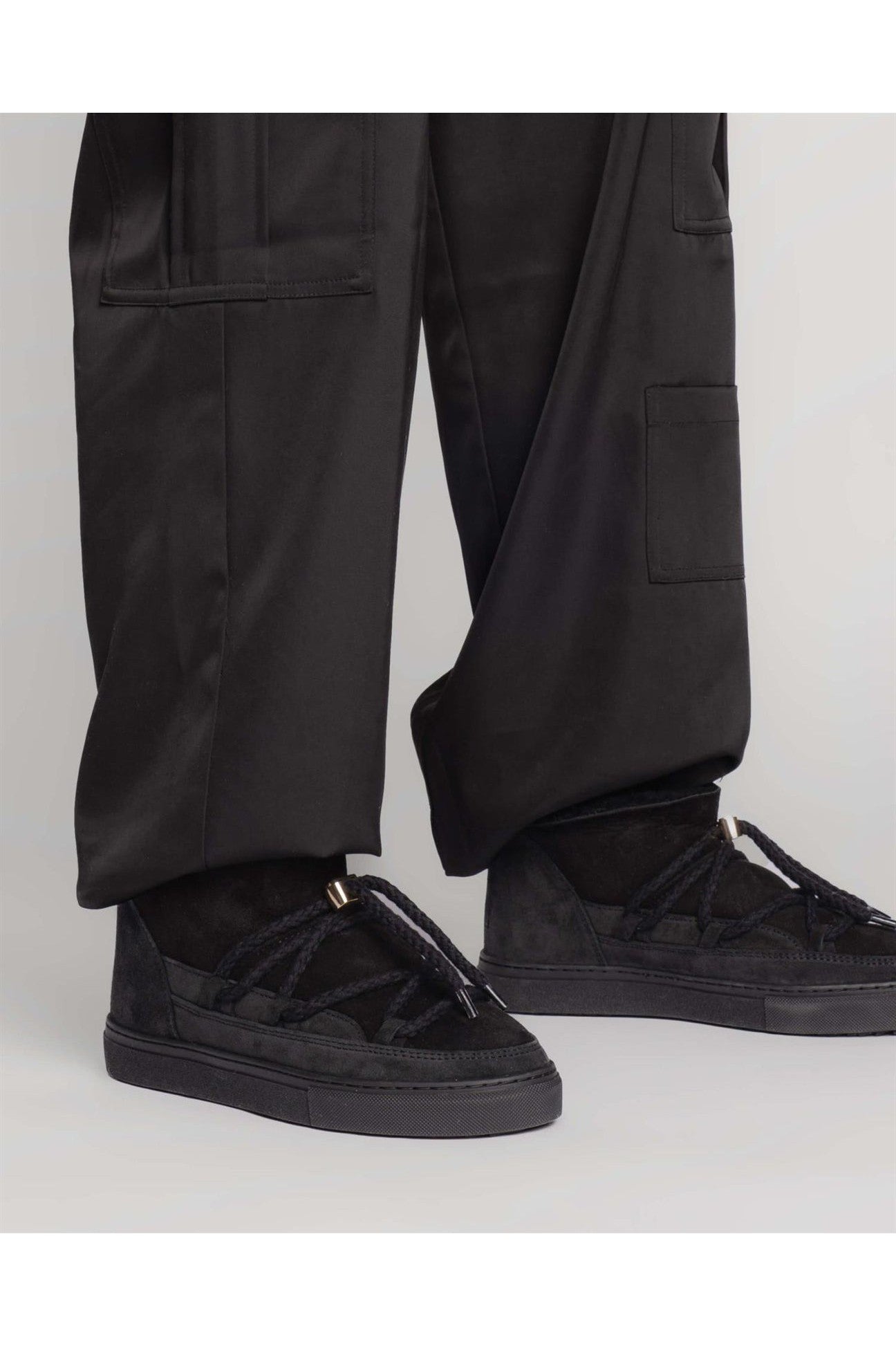 Classic Low Black