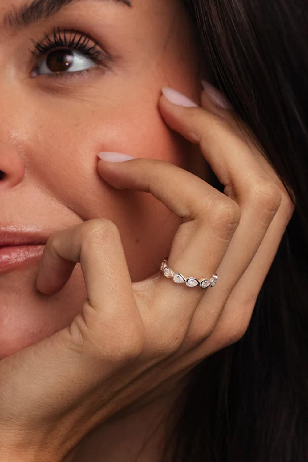 Diamond Band Ring Drop Silver