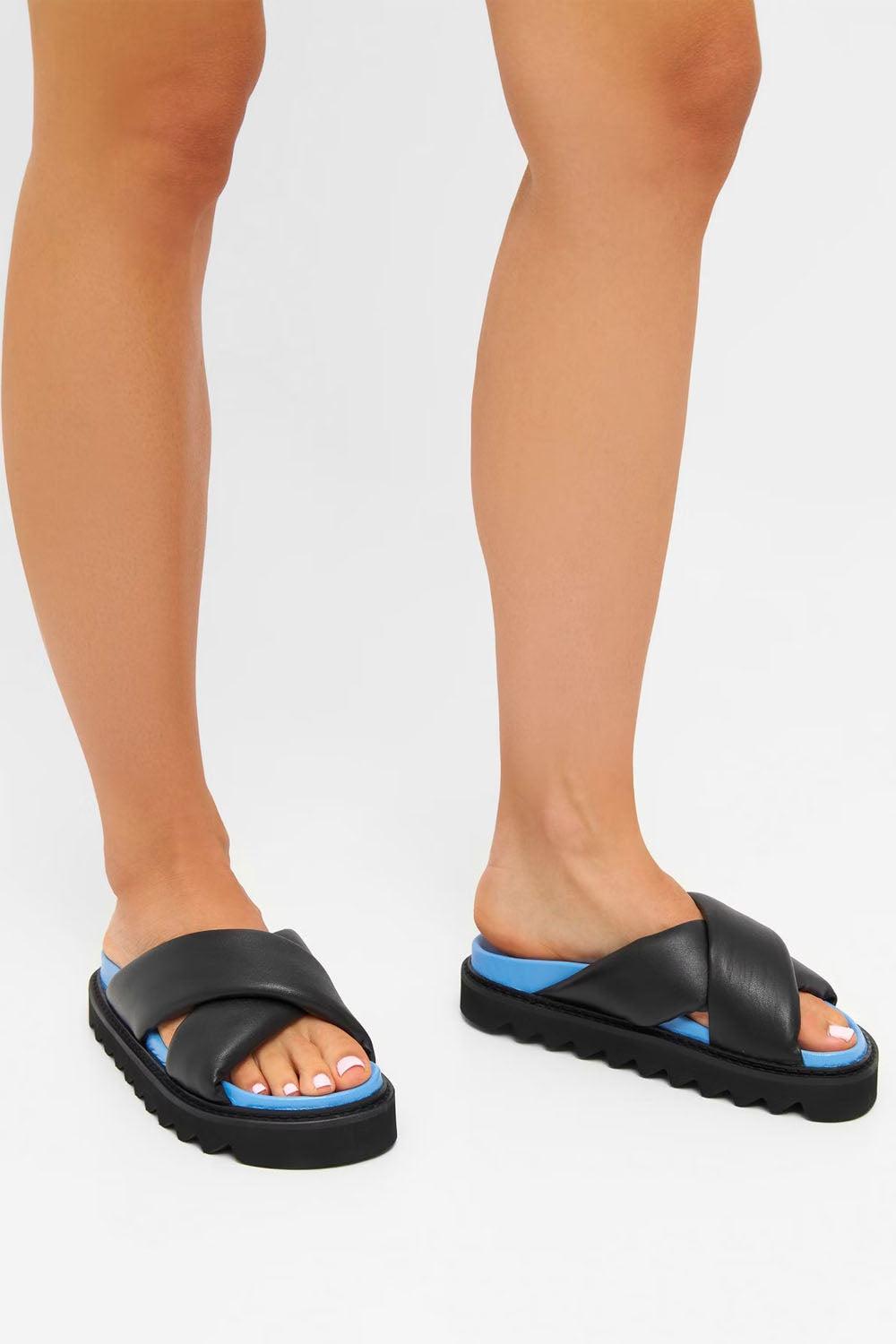 Disa-Leather-Black-3
