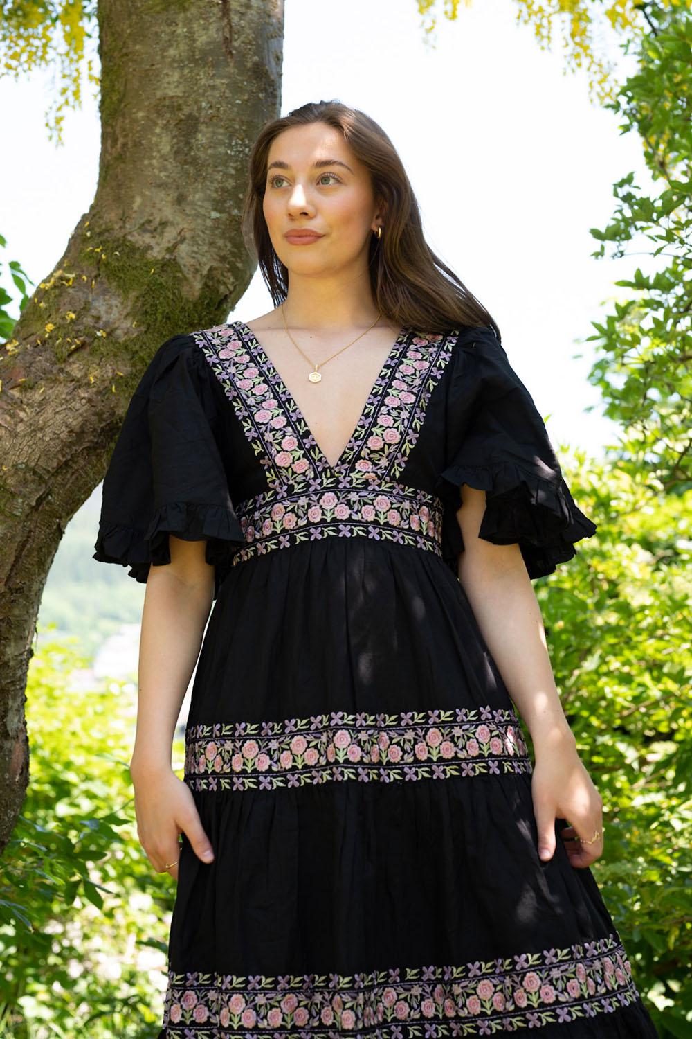 Embroidery Maxi Dress Black
