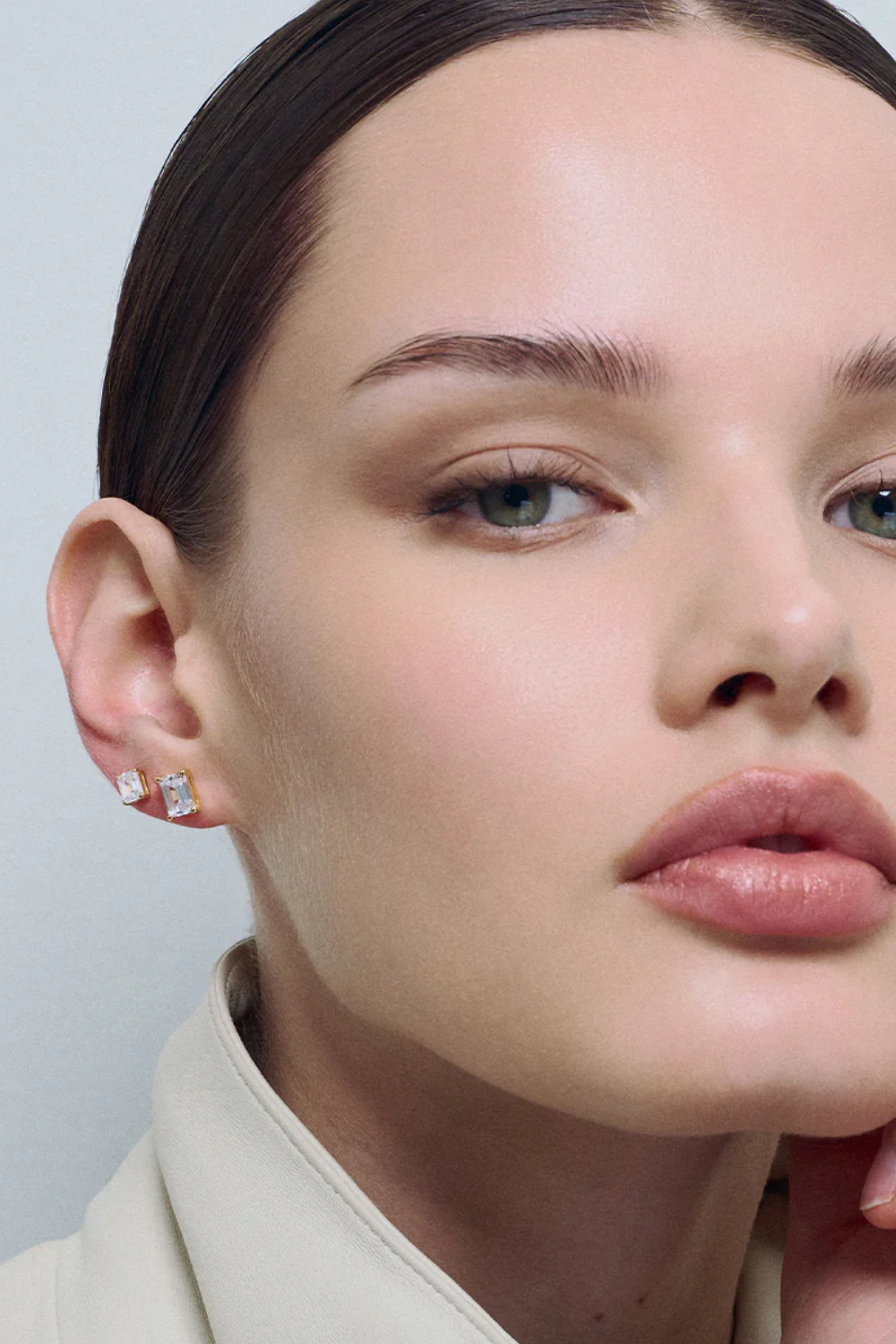 Emerald Studs Small Gold
