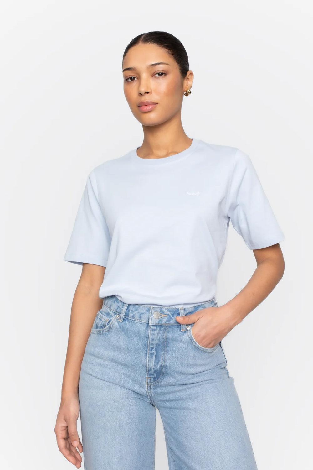 Ezra tee light Blue