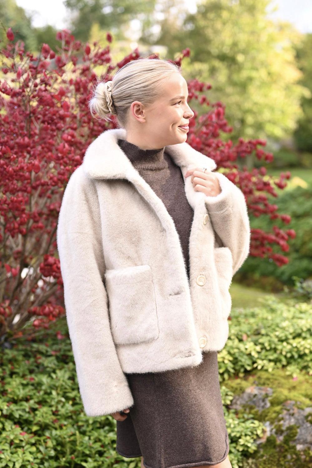 Faje Faux Mink Beige