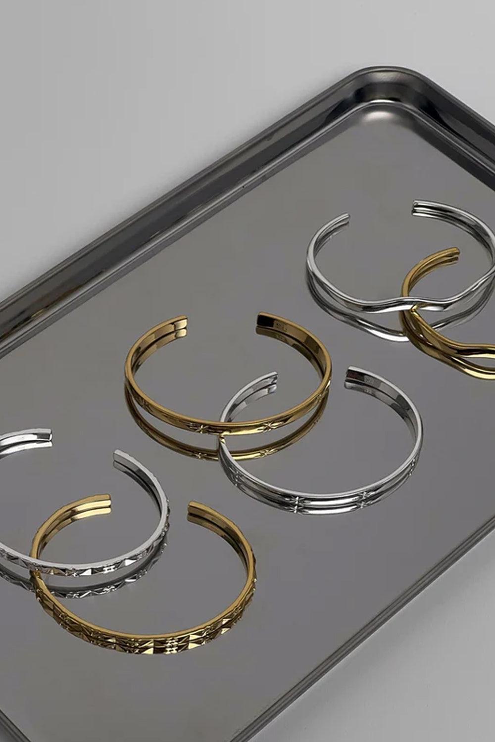 Flower Bangle Silver