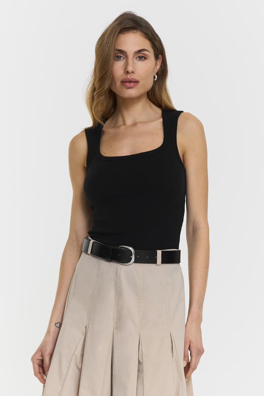 Hera Singlet Black