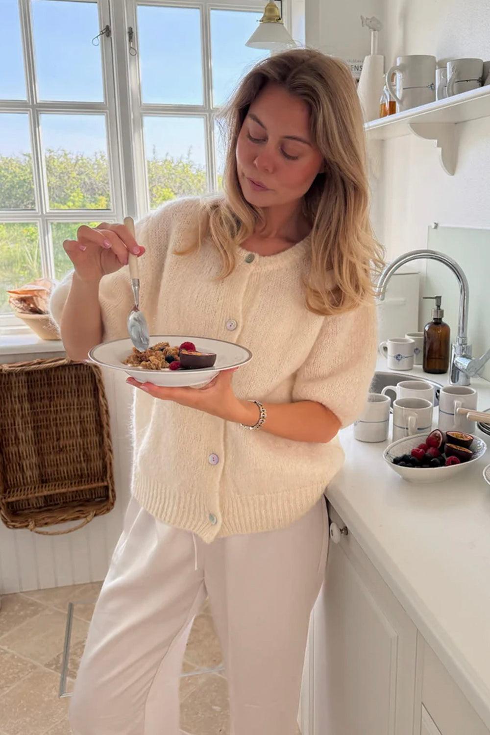 Ida SS Cardigan White