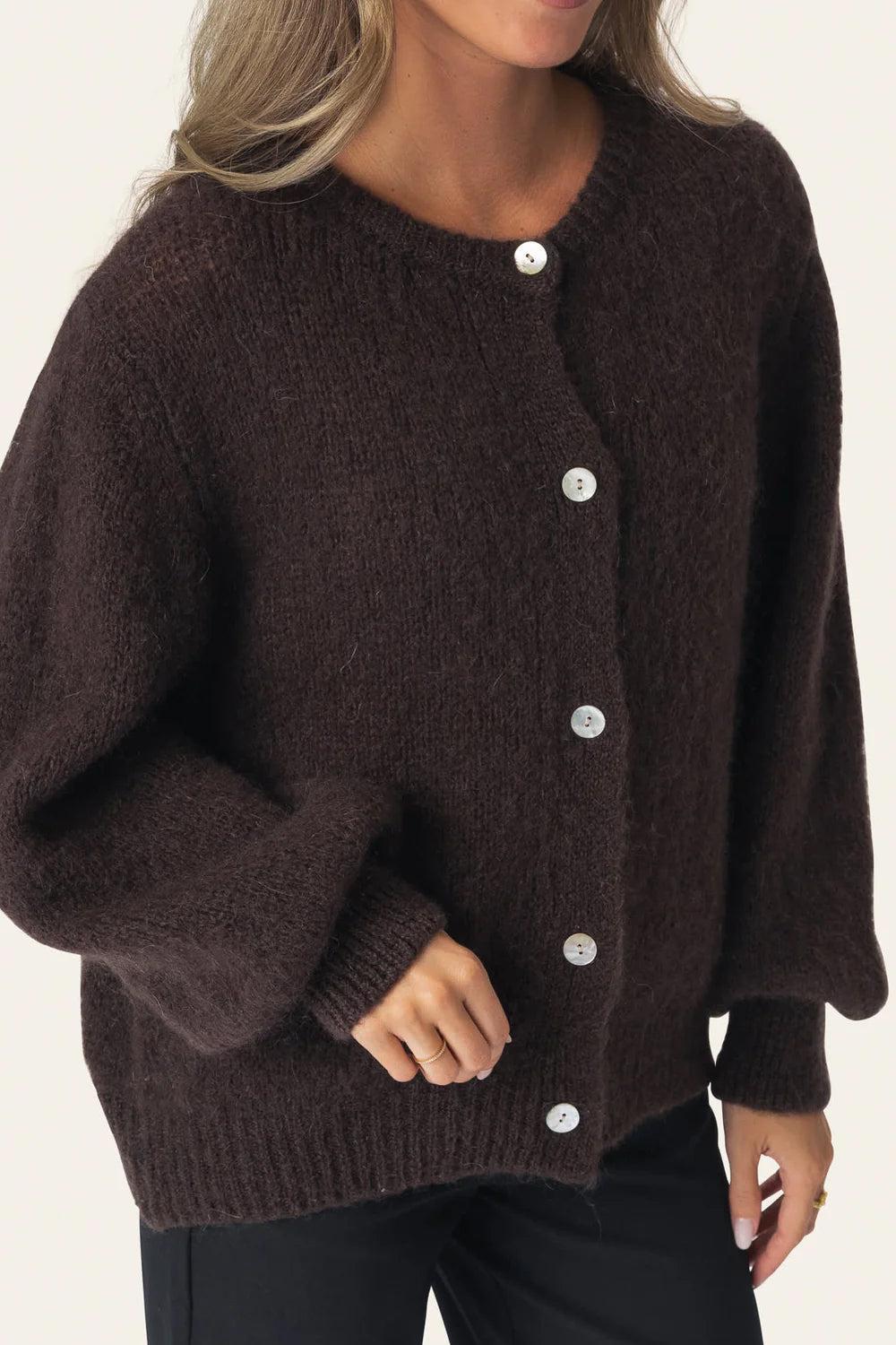 IdaIC Cardigan Dark Brown
