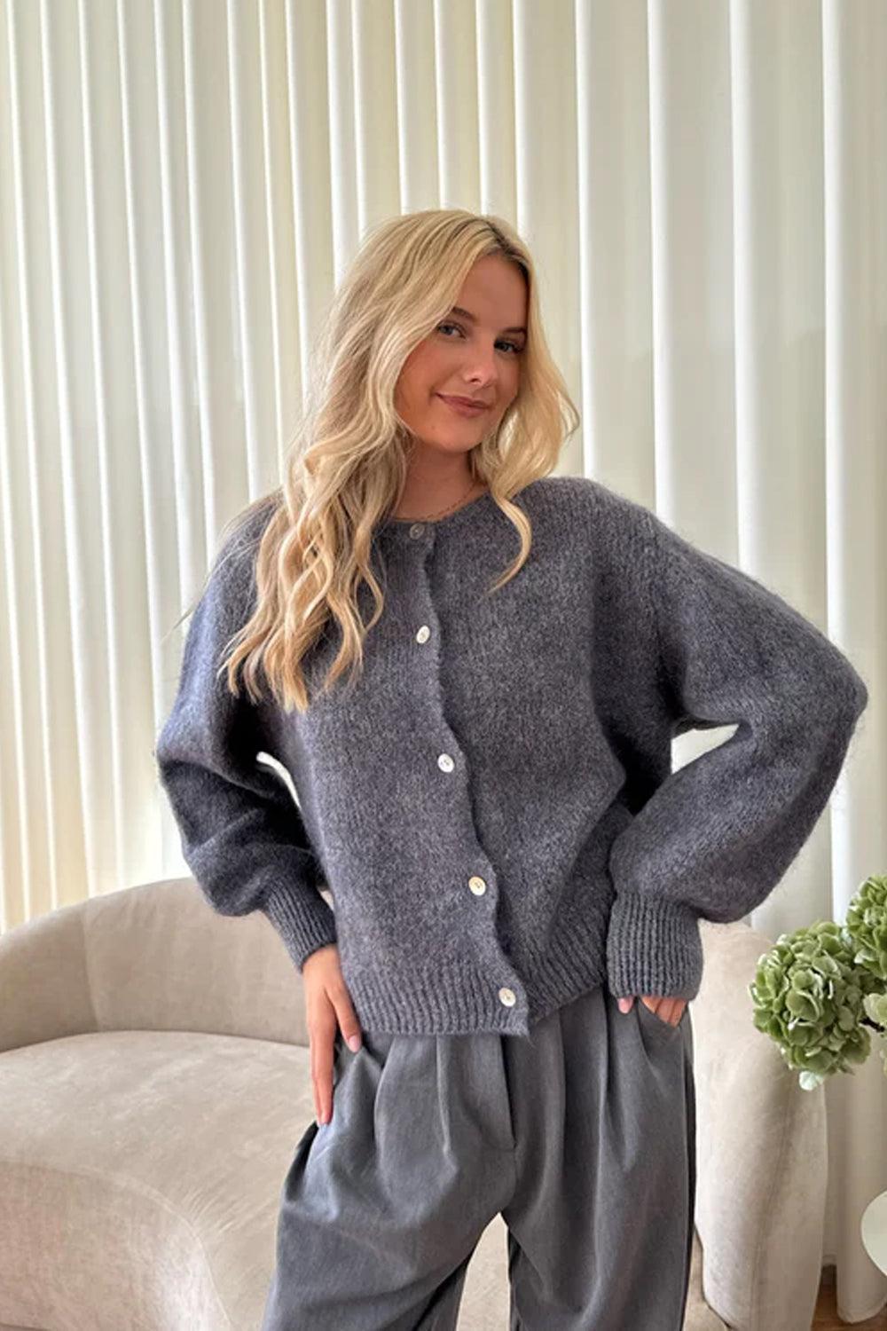 IdaIC Cardigan Dk Grey