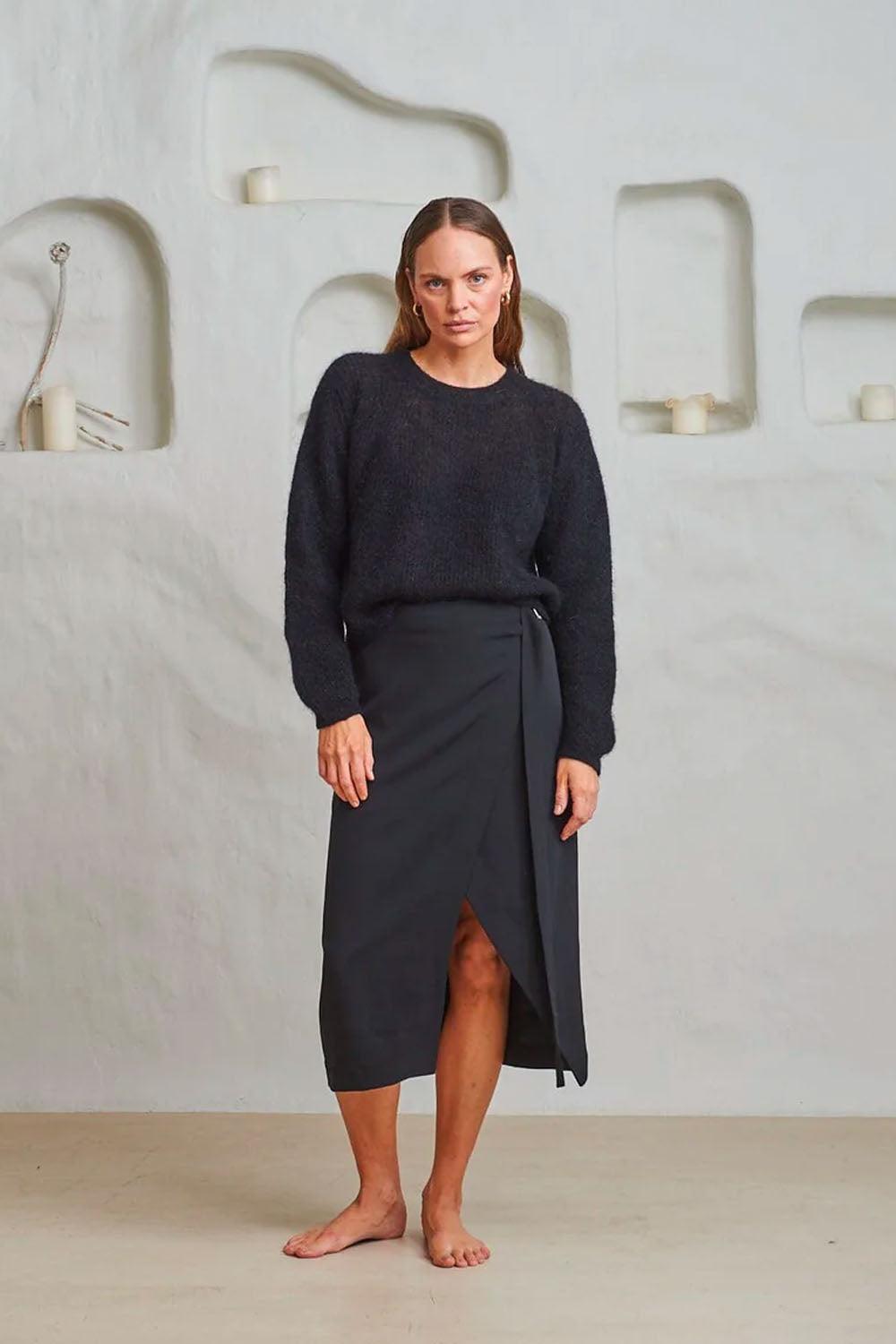 Lane Sweater Black