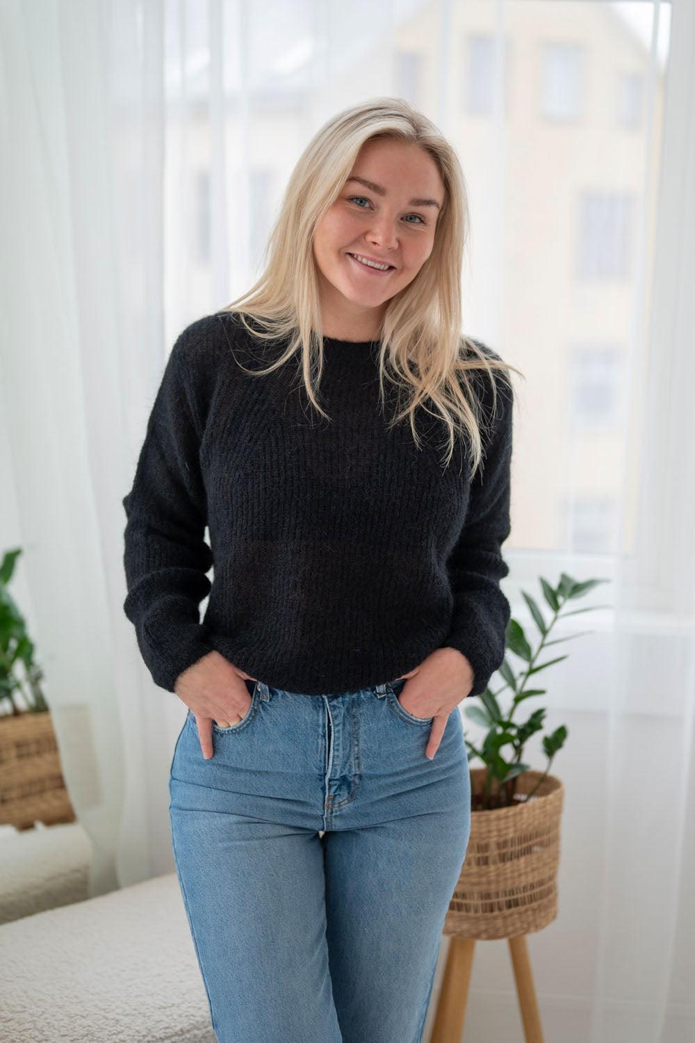 Lane Sweater Black
