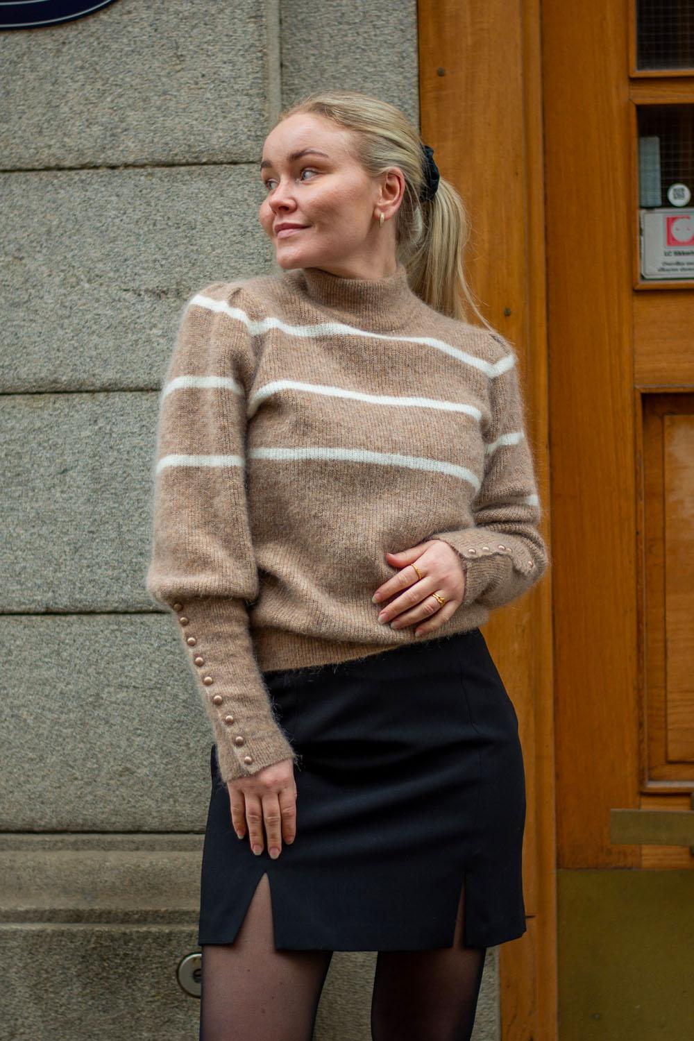 Lora Sweater Sand