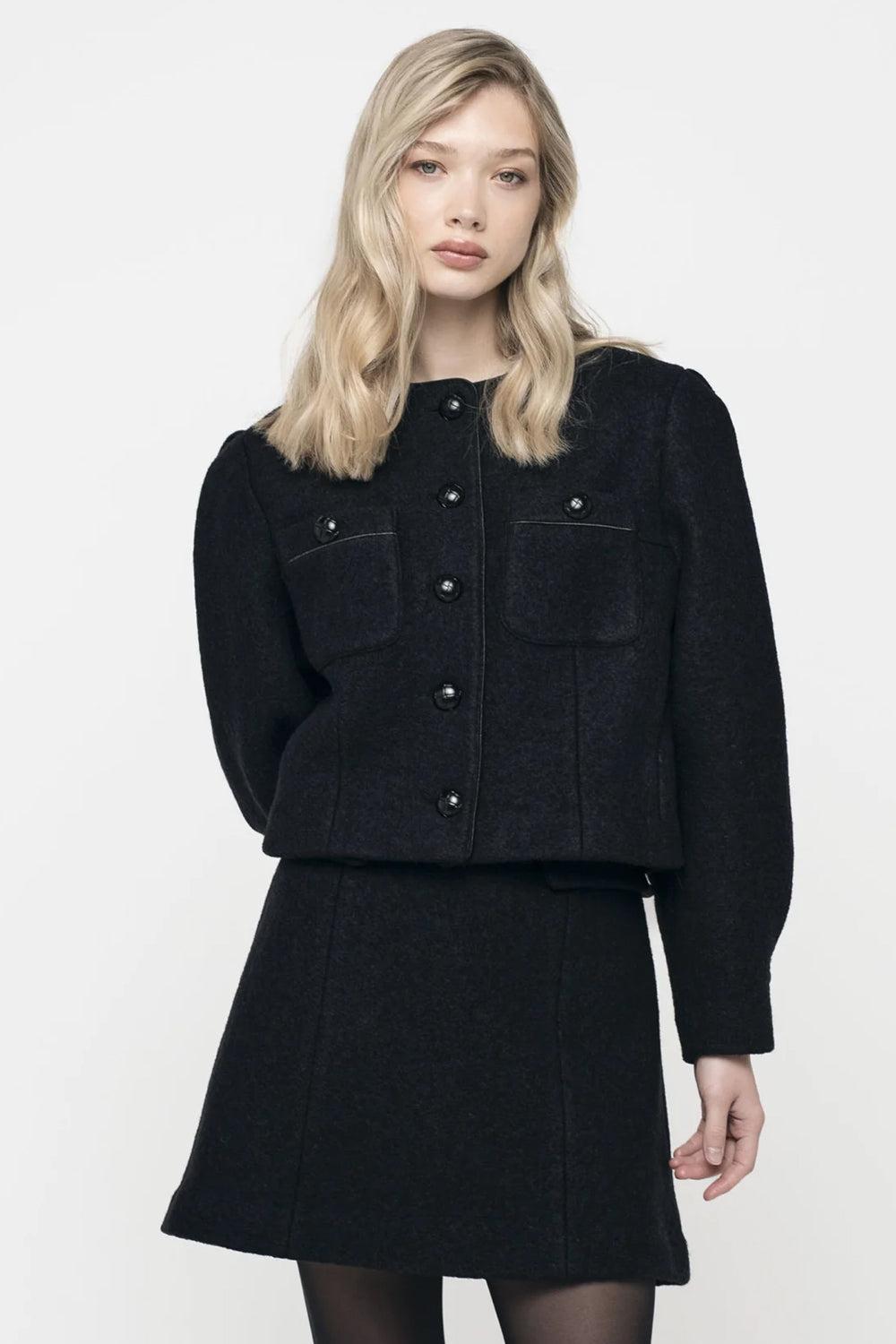 Louvre Bouclé Black