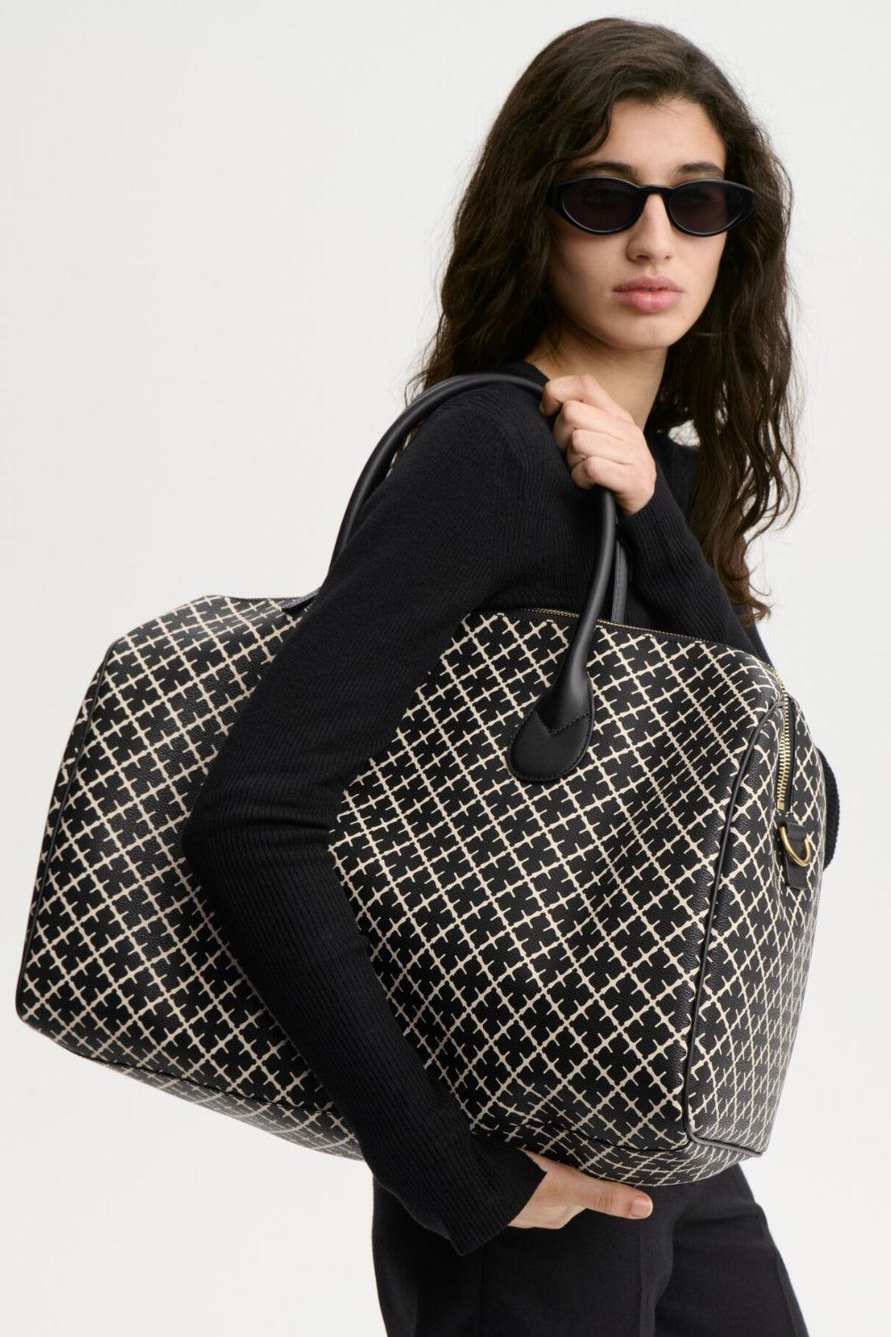 Lullu Large Black
