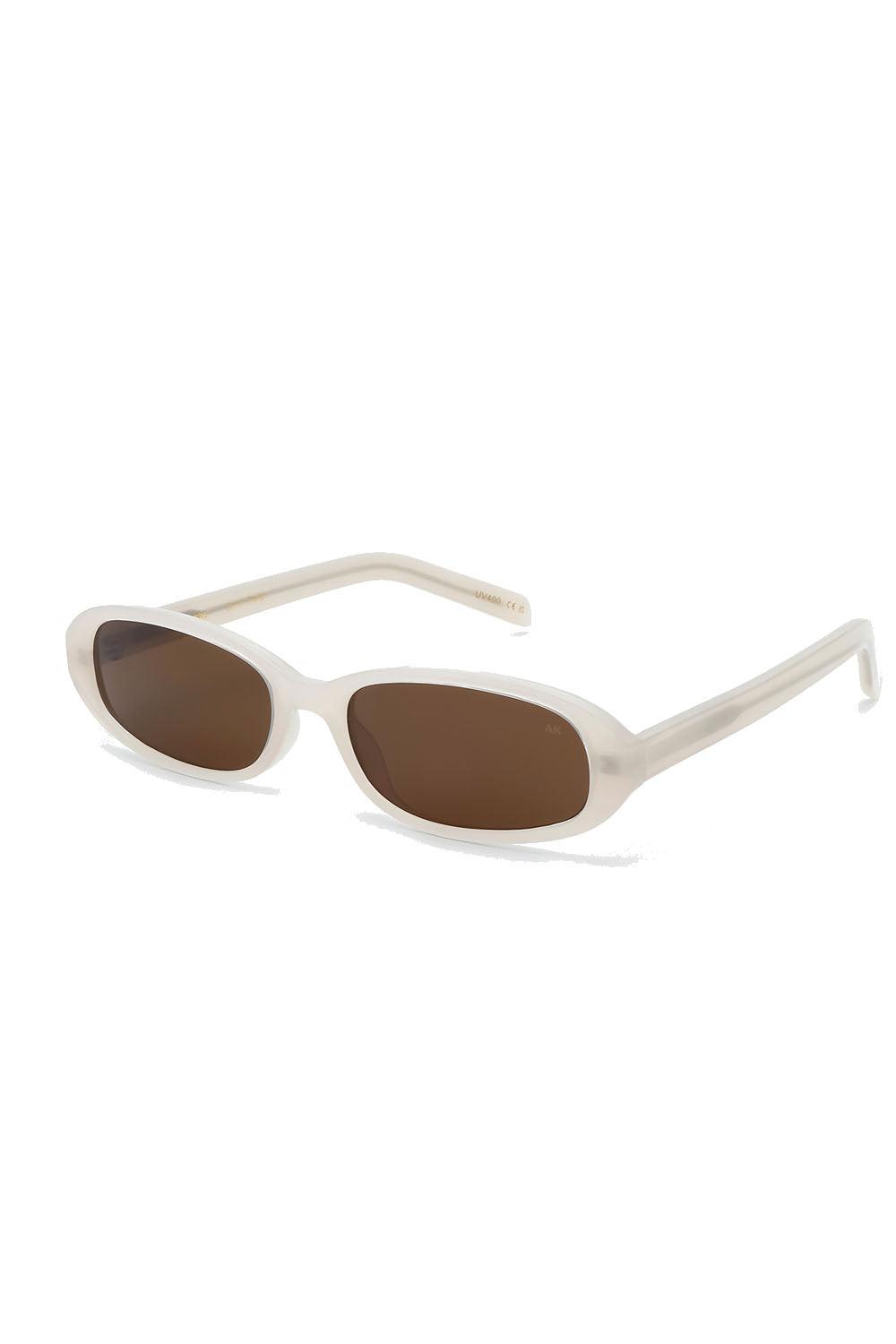 Macy Cream Bone