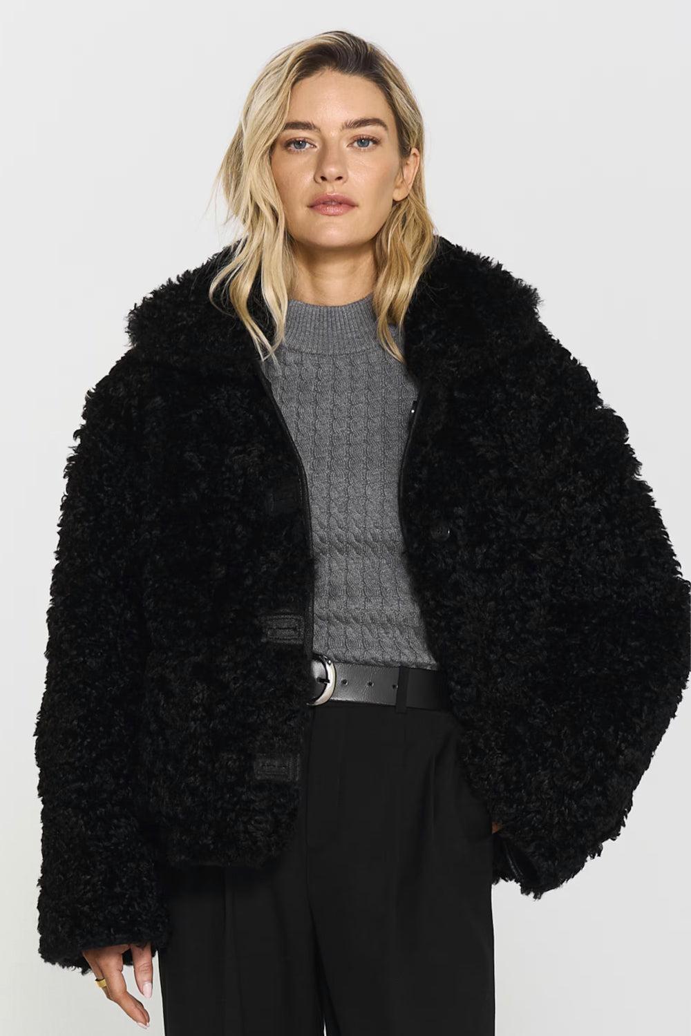 Mia Reversible Jacket Black