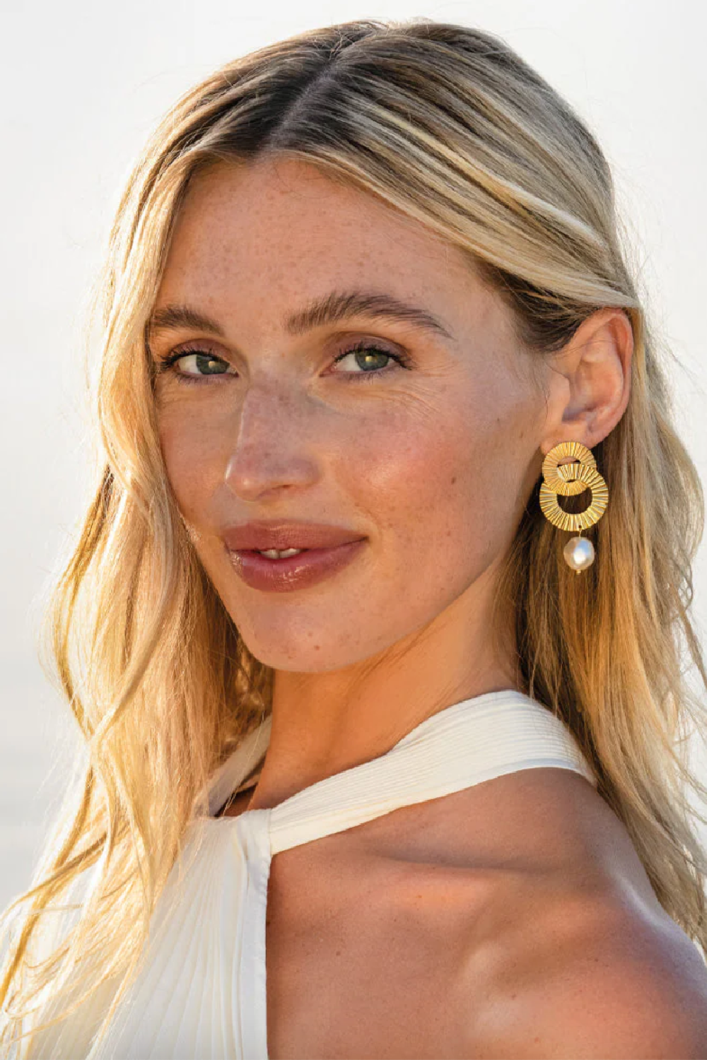 Mila Pearl Earrings Gold
