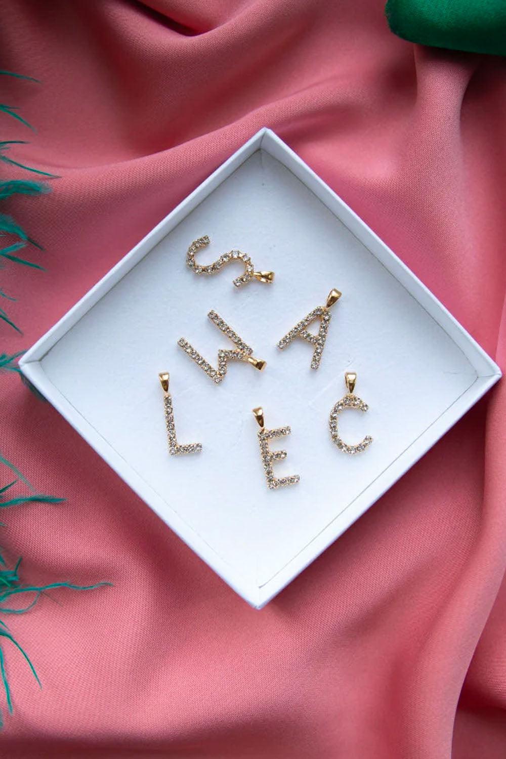 Mini Letter Necklace Gold Letter I