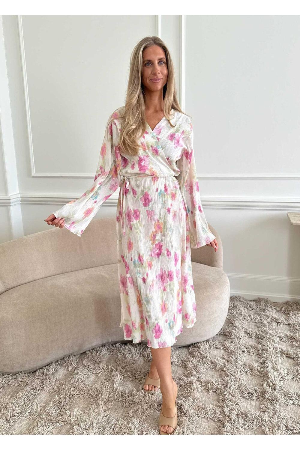 Ofelia Long Wrap Dress Pink Flower Blush Print