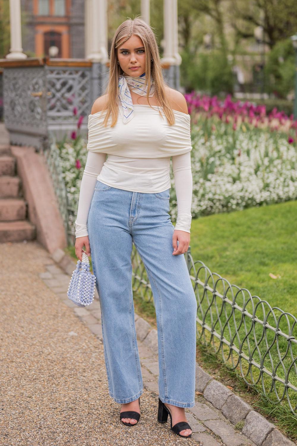 Off-Shoulder Top Offwhite