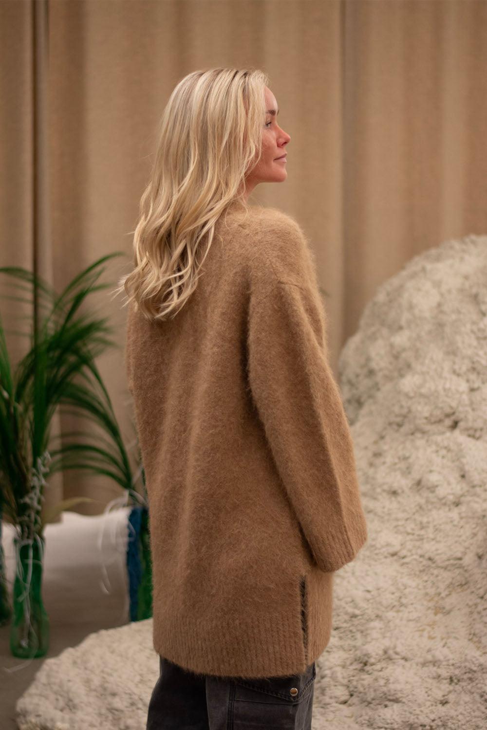 Passage Fluffy Knit Cardigan Beige