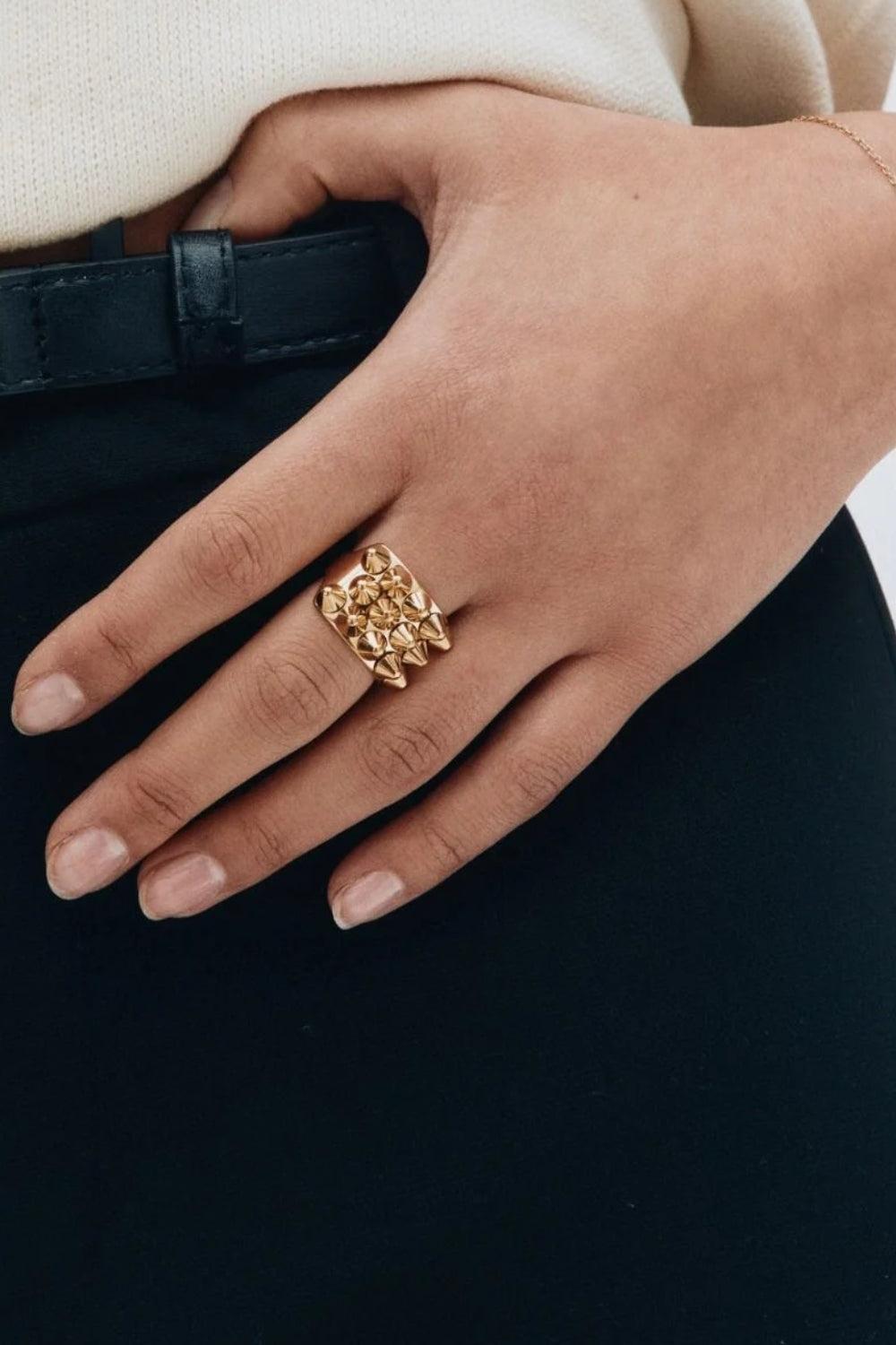 Peak Ring Gold