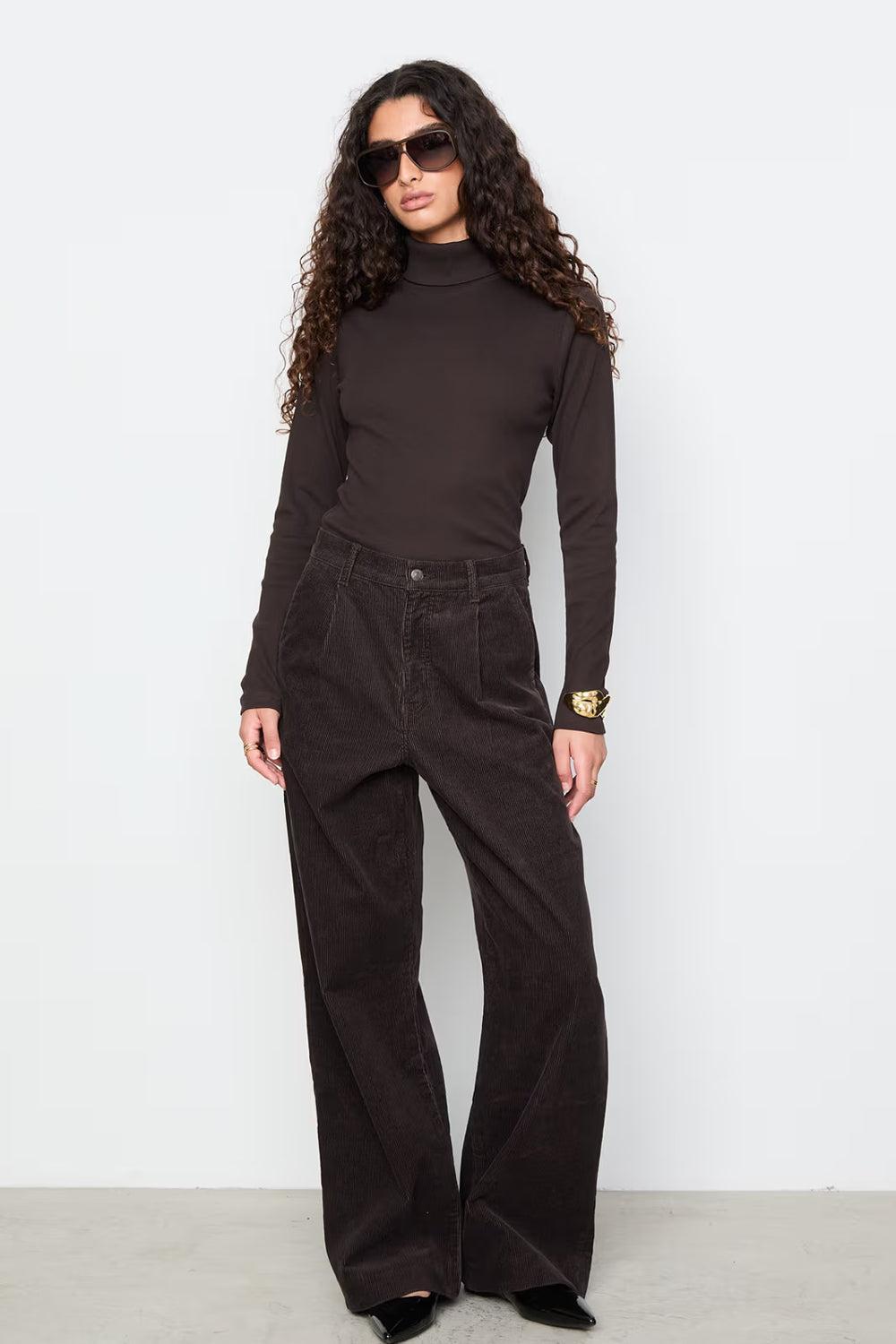 Petra rib Turtleneck dark brown