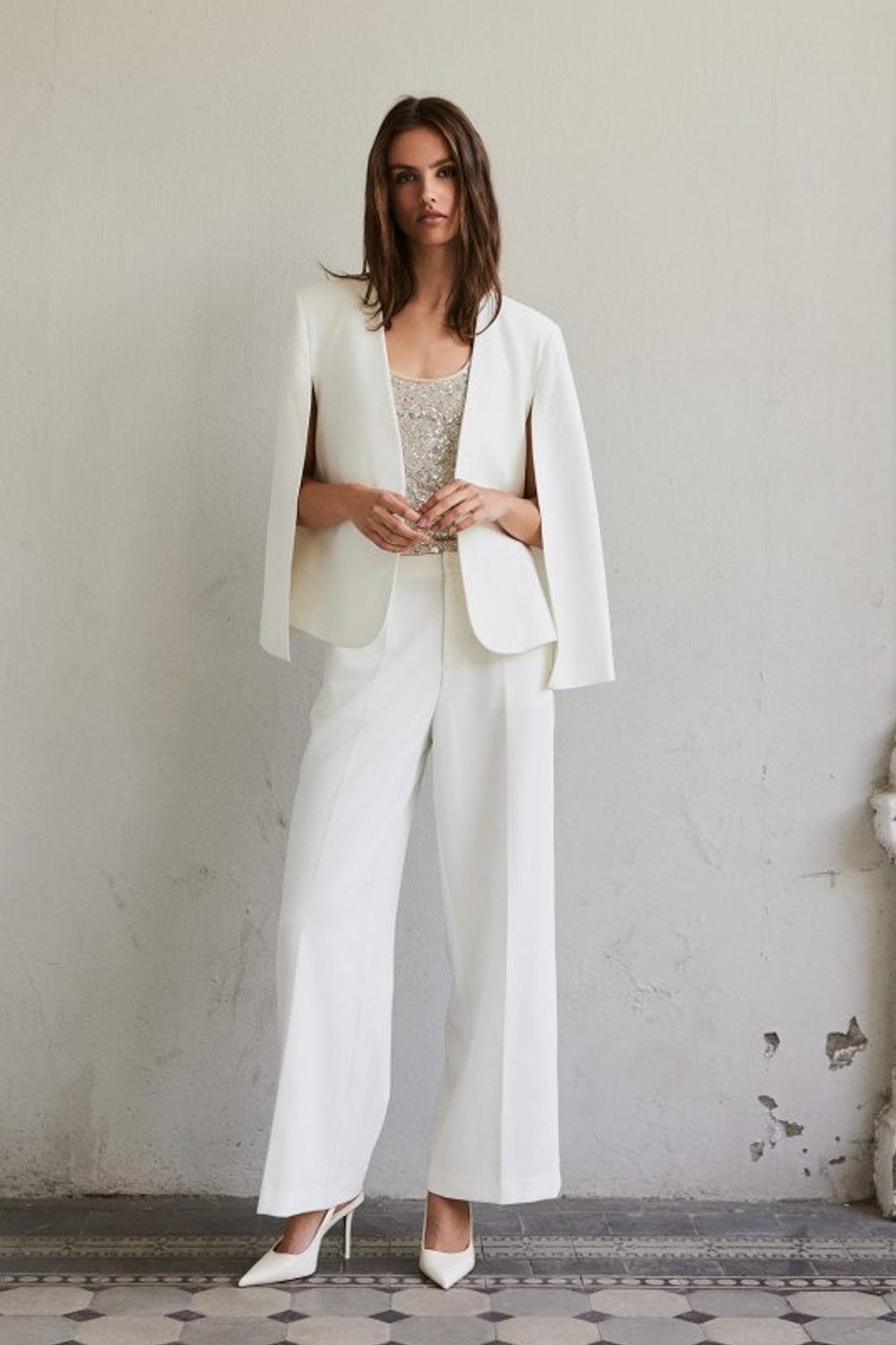 Reign Tailored Extra Wide White