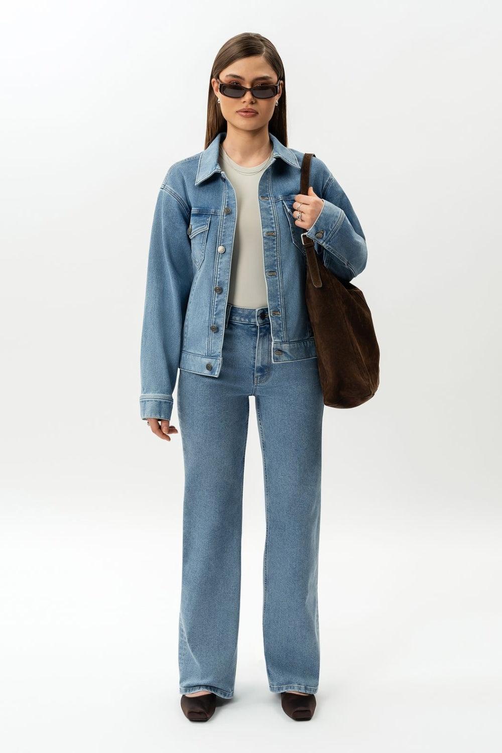 Relaxed ComfortDenim Jeans 32" Light Blue