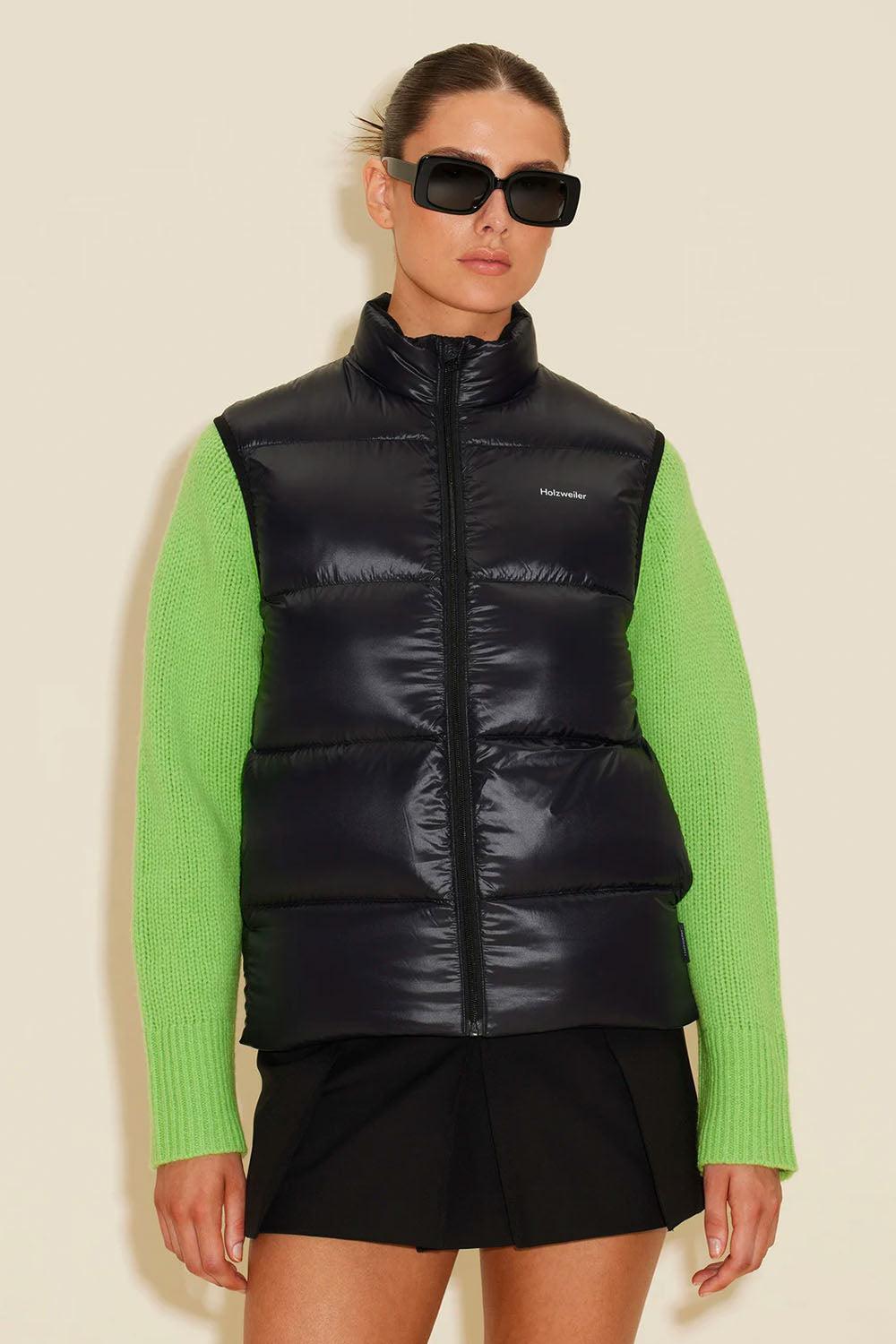 Shiny Diff Down Vest Black