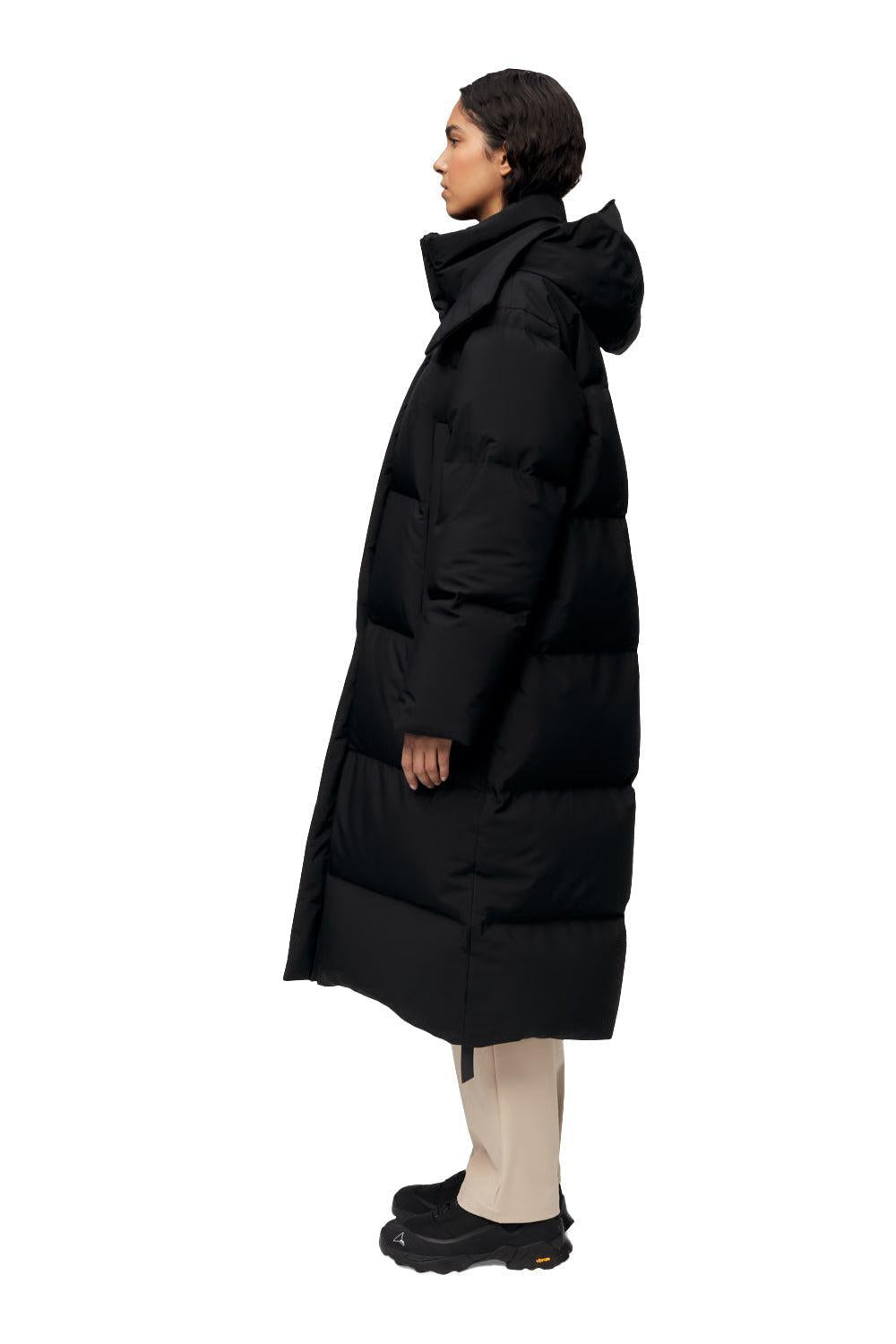 Stranda down coat black
