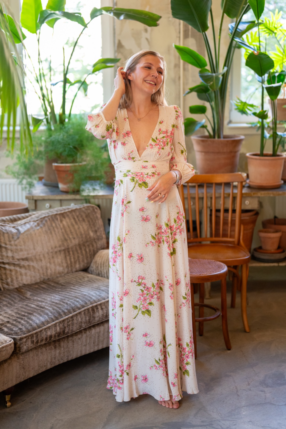 Summer V-neck Gown Pink Drizzel