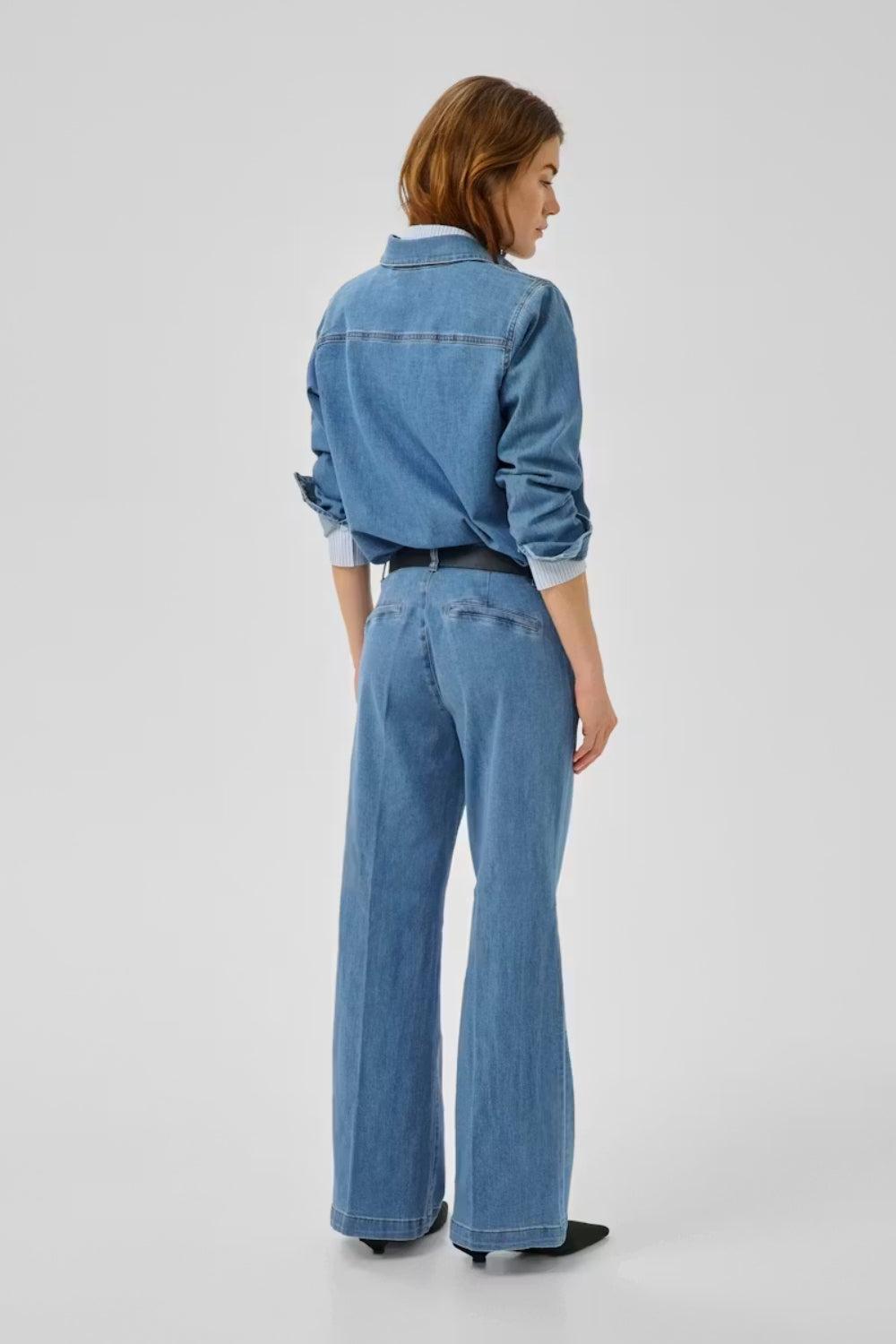 The Lara Jeans Wide