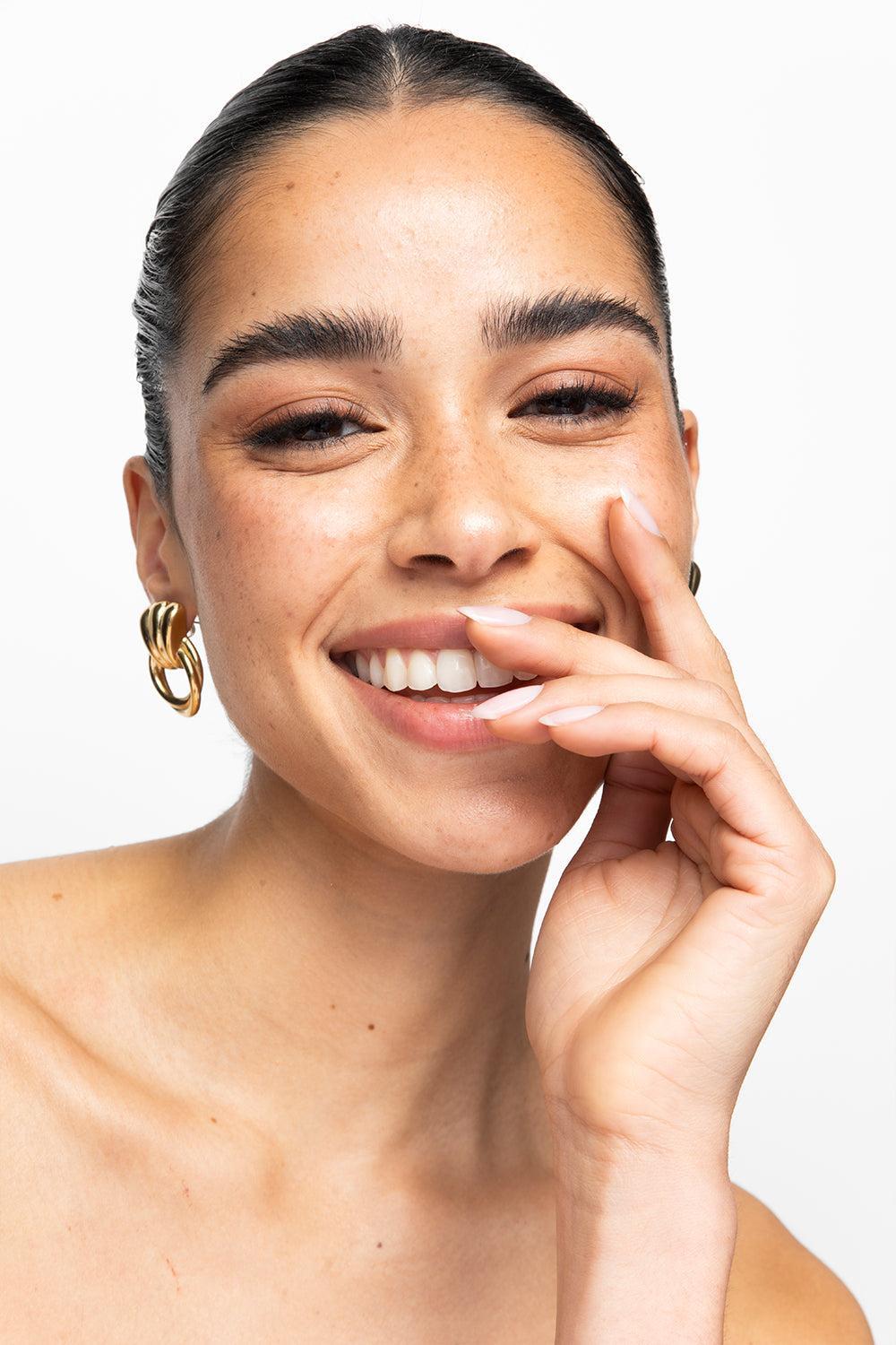 The Oyster Earrings Gold