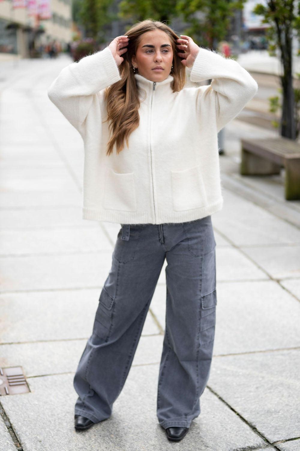 Tine Fluffy Cardigan Ecru