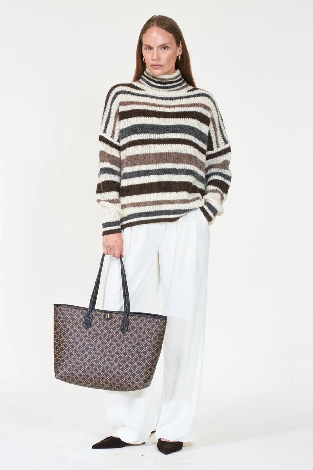 Ultimate Monogram Tote Black