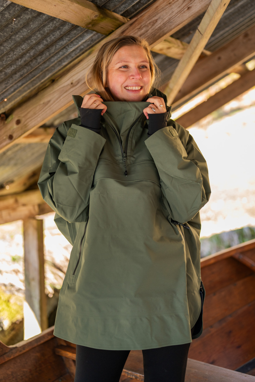 Voss Poncho Grape leaf