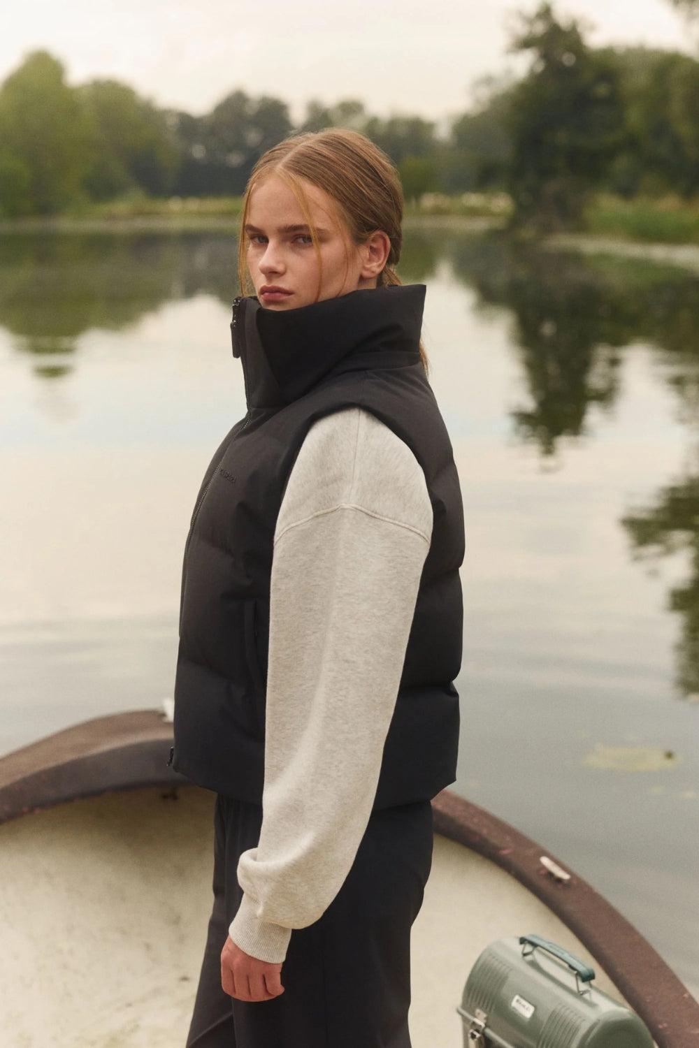 W. Aurora Puffer Vest Black